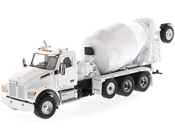 Diecast Masters Kenworth T880 SFFA with McNeilius Bridgemaster Mixer - 1/50 Scale - 71081